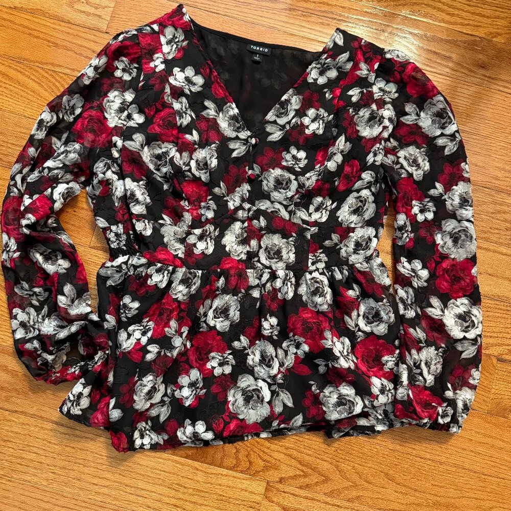 Torrid Top - v neck empire waist